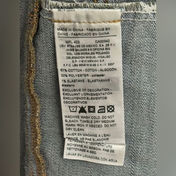 NWT Levi Strauss Signature Trucker Crop Jean Jacket Medium - Picture 6 of 8